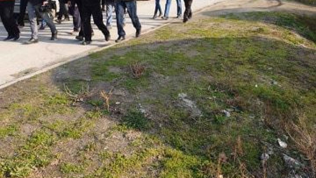 Ето какво се случва в размирното Войводиново, след внезапното завръщане на циганите (СНИМКИ)