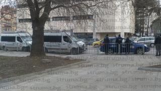 В Дупница пропищяха от акцията на жандармерията, гурбетчия възкликна в мрежата: Тук е страшно, що ли става!