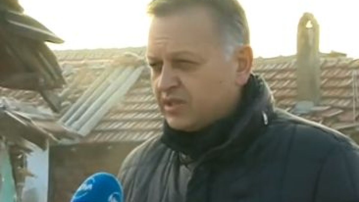 Кметът на Войводиново: Ромите нямат право да се върнат - без ток и вода са