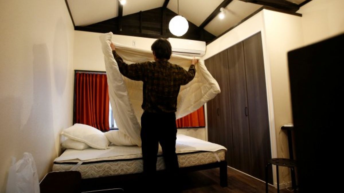 Кметицата на Париж заплаши Airbnb с рекордна глоба