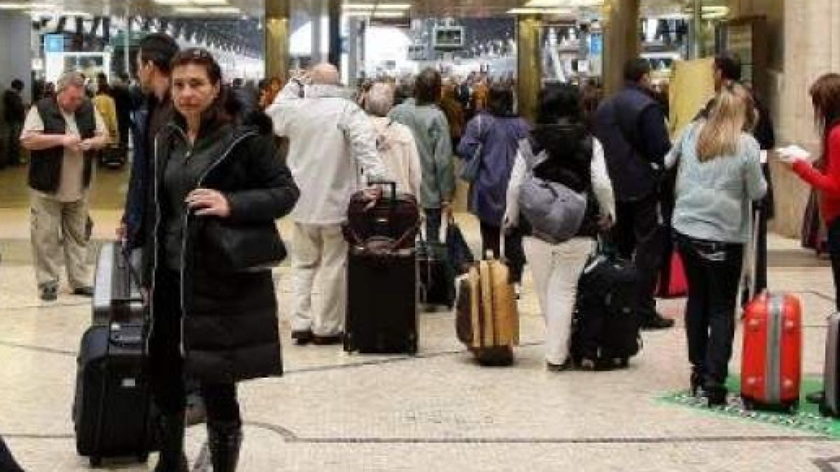 Важна новина за българите на Острова при твърд Брекзит от посолството на България в Лондон 