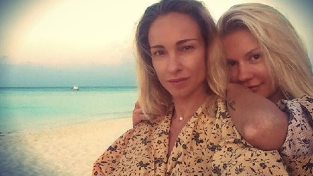 Горещите подробности за тайната любов на Алекс Раева  