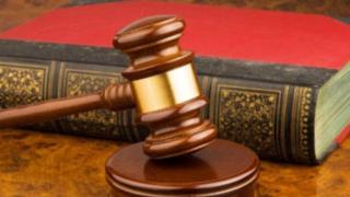Мъж изтегли бърз кредит, а сега губи къщата си в баровски квартал