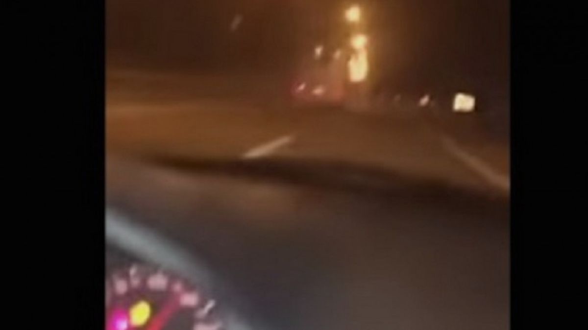 След страшната катастрофа: Автобус засечен да лети със 135 кв/час на пътя Скопие-Тетово (ВИДЕО)
