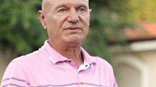 Внезапната смърт на Краля на сръбската музика Шабан Шаулич потопи в скръб милиони (ОБЗОР/СНИМКИ/ВИДЕО)