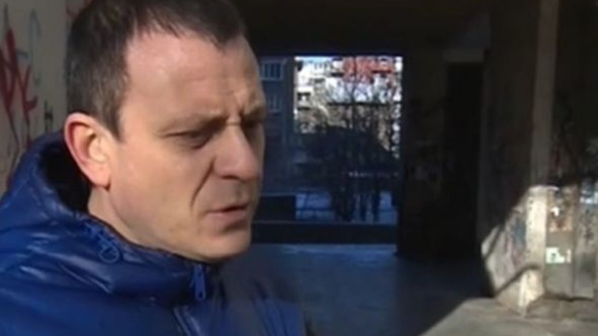 Младежи с маски пребиха и пратиха в "Пирогов" 15-годишно момче