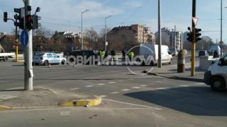 Жестока катастрофа на "Ботевградско шосе" в София, движението е блокирано! (СНИМКИ)