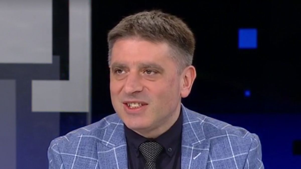 Данаил Кирилов: Машинното гласуване е архаичен метод