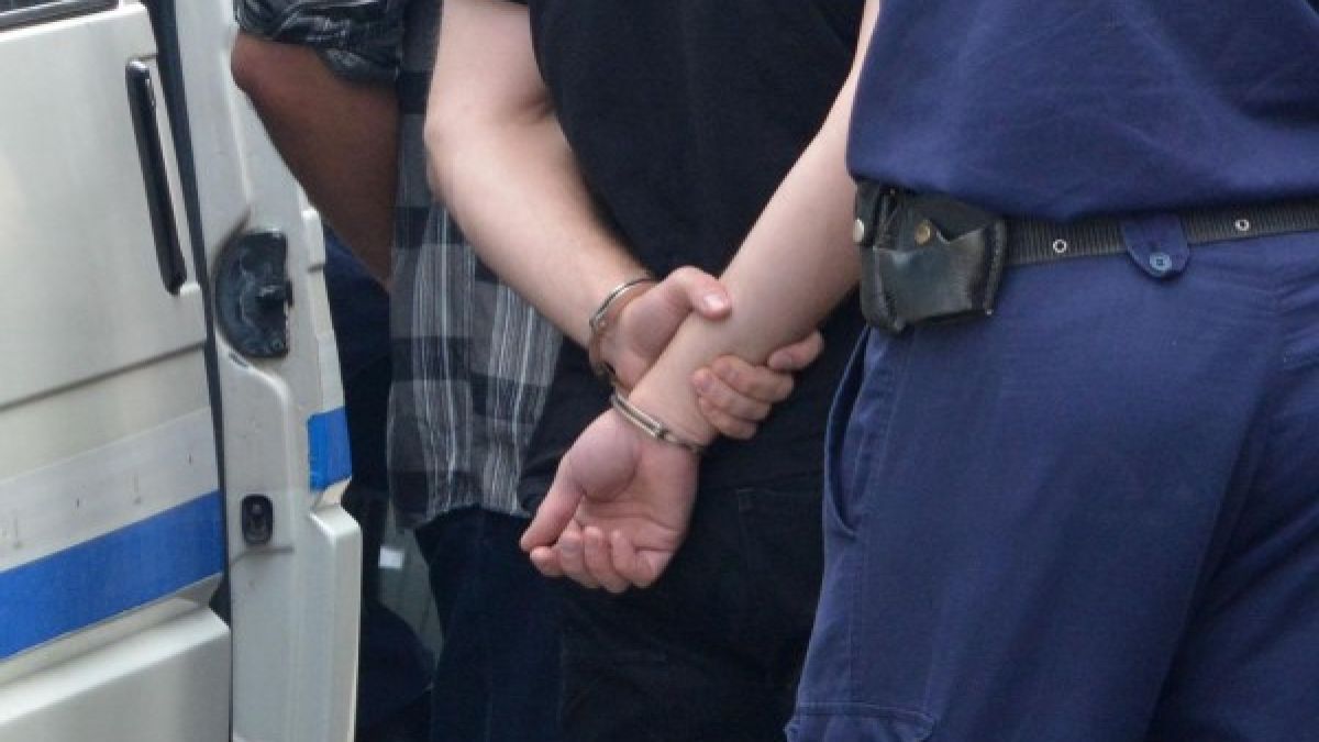 Разбиха мощна престъпна група, съсипала много столичани с имотни измами по подла схема
