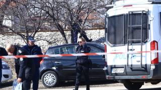 Ужас в Търново! Мъж влезе в заведение с пистолет и стана страшно 