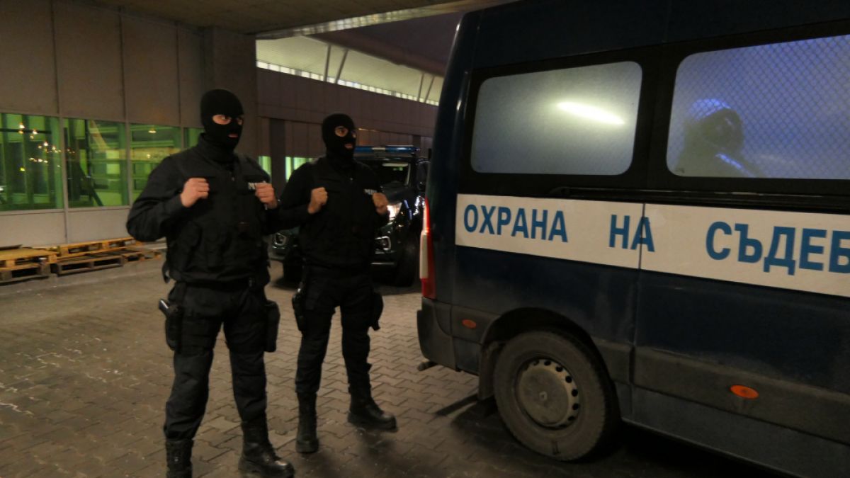 Зверство в София: 10 души са били на убиване служител от "Съдебна охрана"