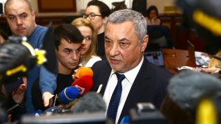 Валери Симеонов с притеснителни размисли за газов хъб „Балкан“