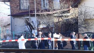 Мистериозна смърт на жена разбуни Оряхово: Намерили я гола и в локва кръв, арестуваха Цуката