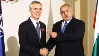 Шефът на НАТО: Приветствам, че България е започнала да инвестира повече в отбрана
