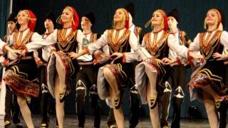 Данъчни под прикритие друсат два часа хоро за касов бон