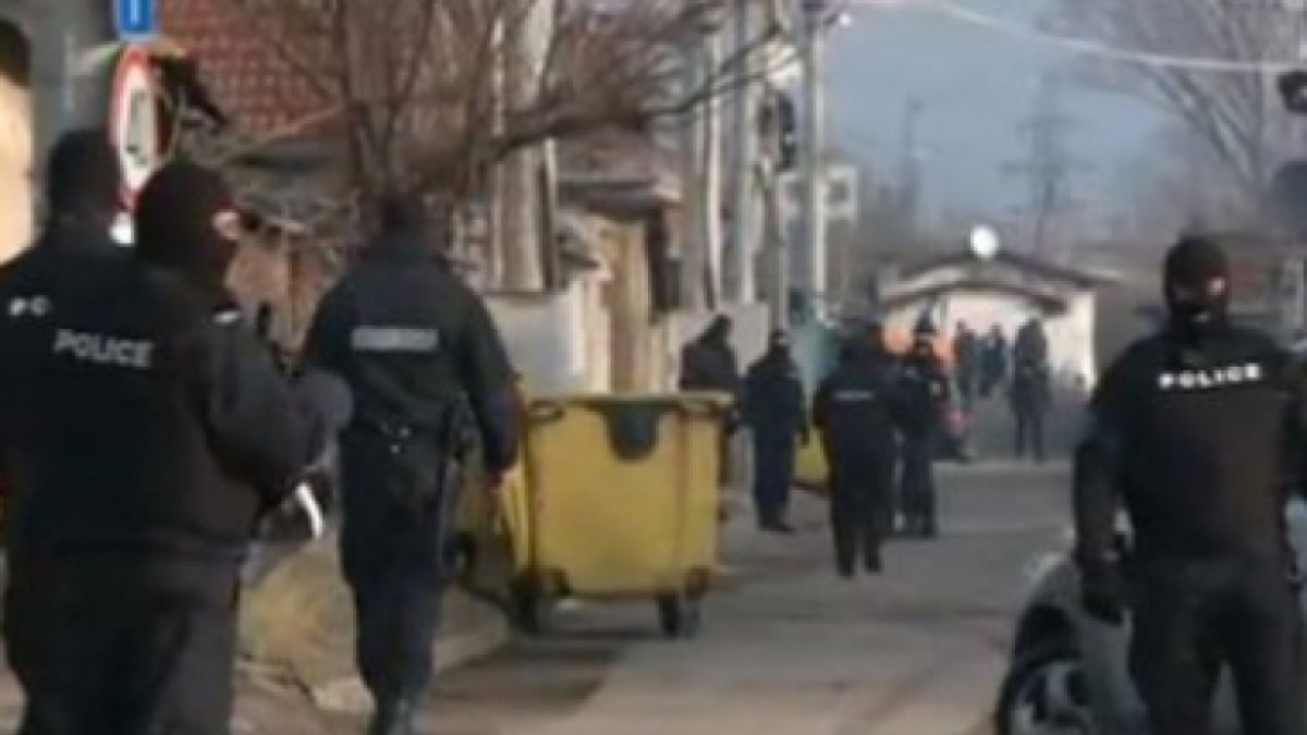 Разследващи с нови разкрития за взводните командири от 2-о РУП, охранявали за мръсни пари бандата на Гольовците от "Орландовци"