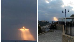 Готвач направи няколко СНИМКИ на залеза над морето, но небето му показа нещо, което шокира цялата мрежа 