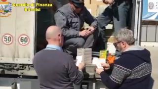 Арестуваха българи, внесли над 50 000 контрабандни играчки в Италия (ВИДЕО)