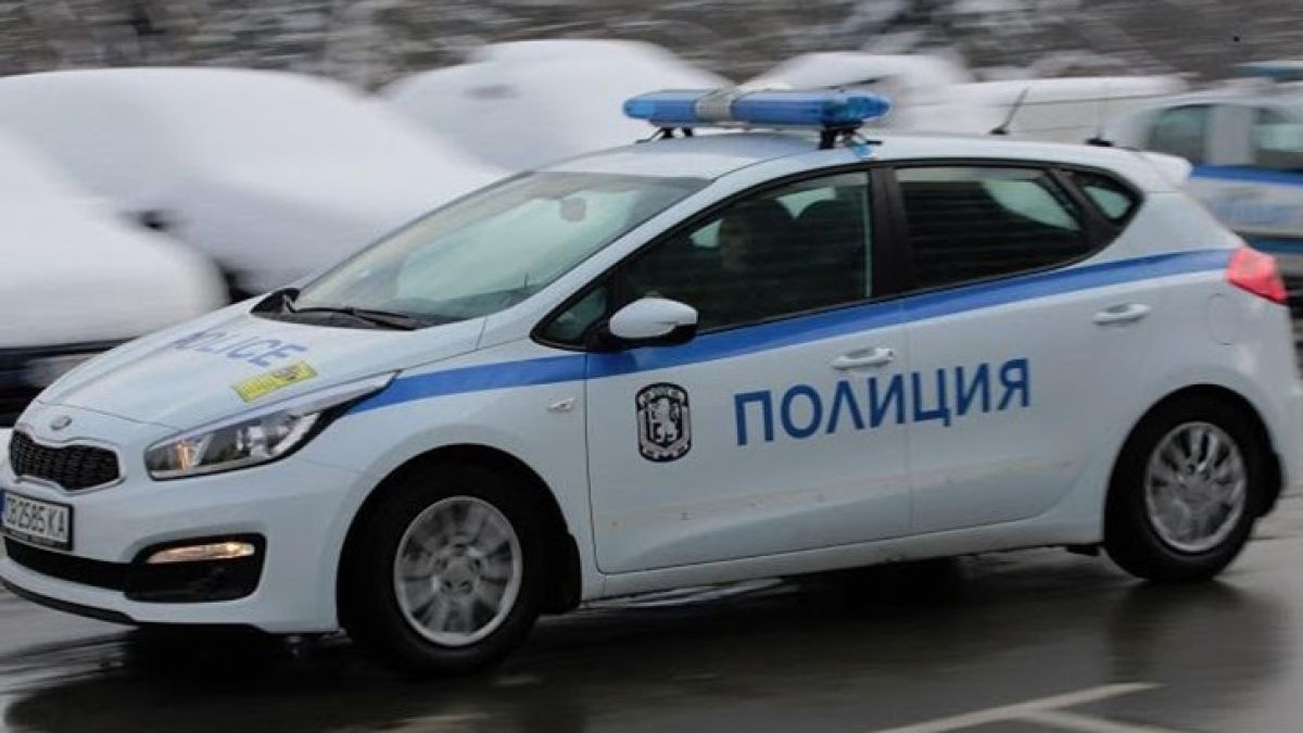 Само в БЛИЦ! Луд екшън и преследване на автоджамбази в Пазарджишко