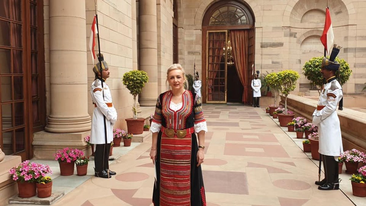 Новият ни посланик в Индия направи нещо, което шашна всички (СНИМКИ)