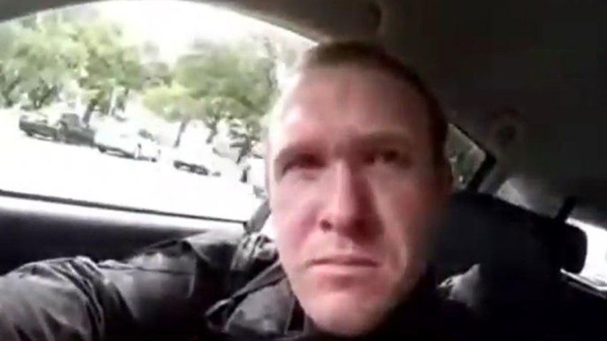 Това е касапинът от джамиите в Нова Зеландия! Килърът искал да убие Меркел и Ердоган преди кървавата баня с 40 загинали ! 