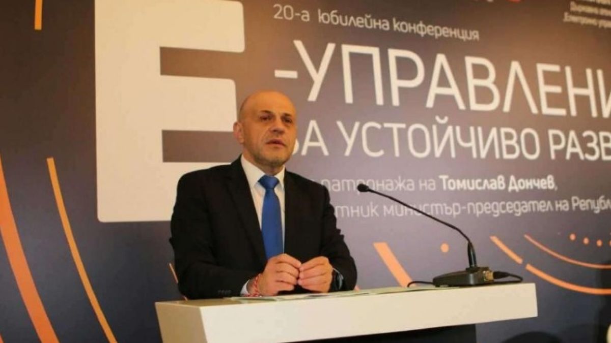 Томислав Дончев: Възлагането на обществени поръчки става изцяло електронно  