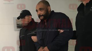 Първа СНИМКА на изпечения английски бандит с 53 лица, закопчан в Бургас