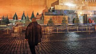 Московчанин опита да съживи Ленин със... зехтин