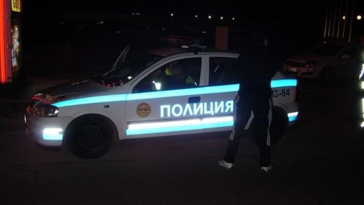 Страх скова Пловдив по тъмна доба! Зловеща гледка в сборището на проститутките в Града под тепетата 