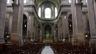 В Париж гори световноизвестна историческа забележителност, описана и в "Шифъра на Леонардо" (ВИДЕО) 