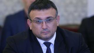 Министър Маринов преди среща с ФБР с нови разкрития за касапина, окървавил Нова Зеландия: Каква е връзката му с българи?