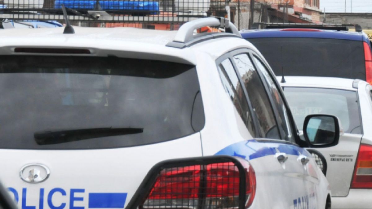 Арестуваха тийнейджър за три грабежа в София