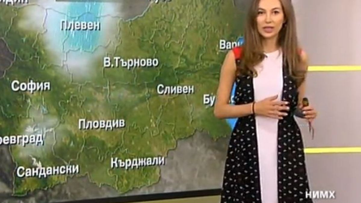 Никол Станкулова с ударно завръщане - заголи бедра в къса пролетна рокличка и... (СНИМКИ)
