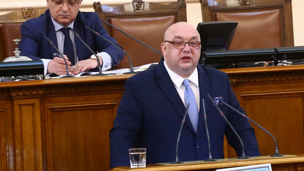 Красен Кралев: Имаме новина! Партията на Слави се отказа от...