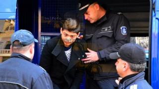 Осмокласникът Денис, който уби брутално бездомник, си получи заслуженото 