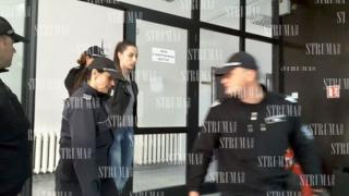 Докараха с конвой полицайката Розалина в съда, след минути решават съдбата й!