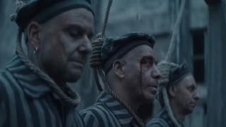 Евреите бесни след скандалния, нов клип на Рамщайн (ВИДЕО 18+)