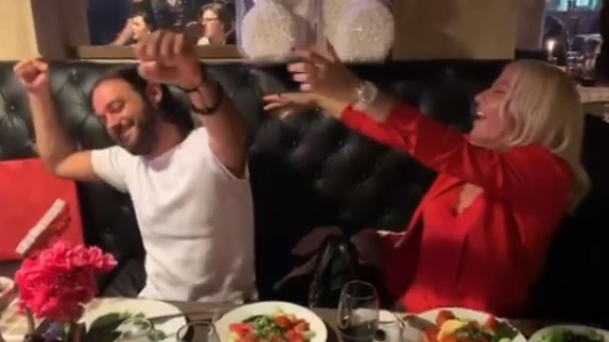 Луд купон! Камелия и Цветин избухват невиждано на сръбска музика (ВИДЕО)