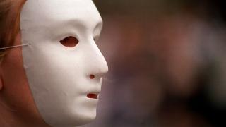 Шегичките за 1 април, довели до разрушения и смърт 