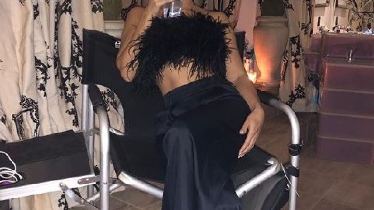 Кортни Кардашиян си пусна гола СНИМКА 18+ от ваната и стана за резил 