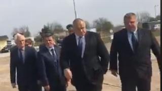 Борисов пусна любопитно ВИДЕО от Военновъздушна учебна база "Георги Бенковски"