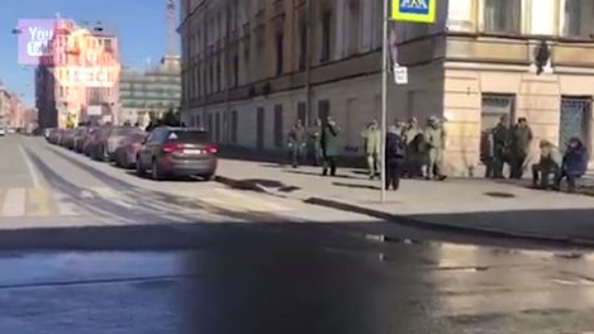 Кървави разкрития, СНИМКИ и ВИДЕА от мощния взрив, разтърсил Санкт Петербург