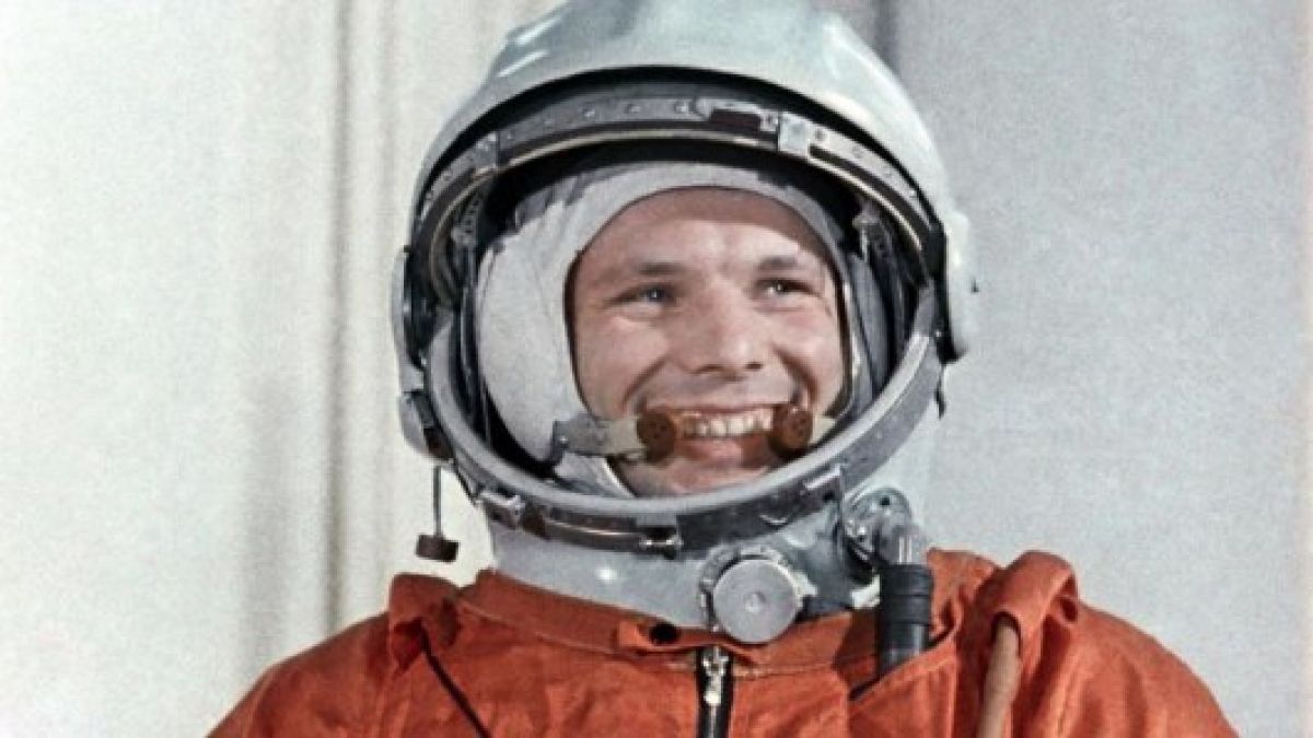 Алексей Леонов назова убиеца на първия космонавт Юрий Гагарин (СНИМКИ)