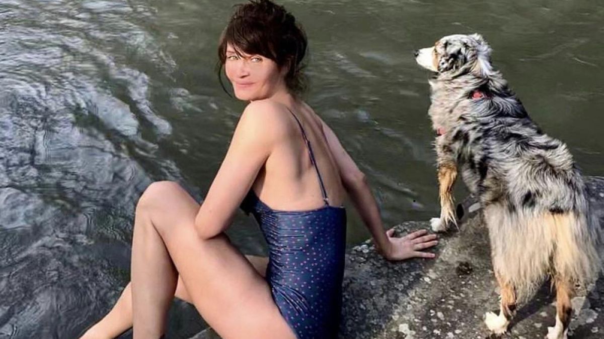 Хелена Кристенсен е на 50 години, но показа тяло на момиче (СНИМКИ)