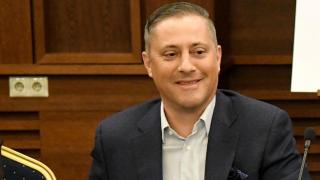 Божидар Лукарски коментира остро от Калифорния коалицията ГЕРБ-СДС 