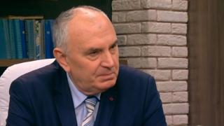 Експерт изброи 4 хипотези за трагедията със загиналото семейство в самолета