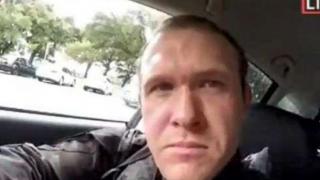 Съдят „белия стрелец“ от Крайстчърч по обвинения за 50 убийства 