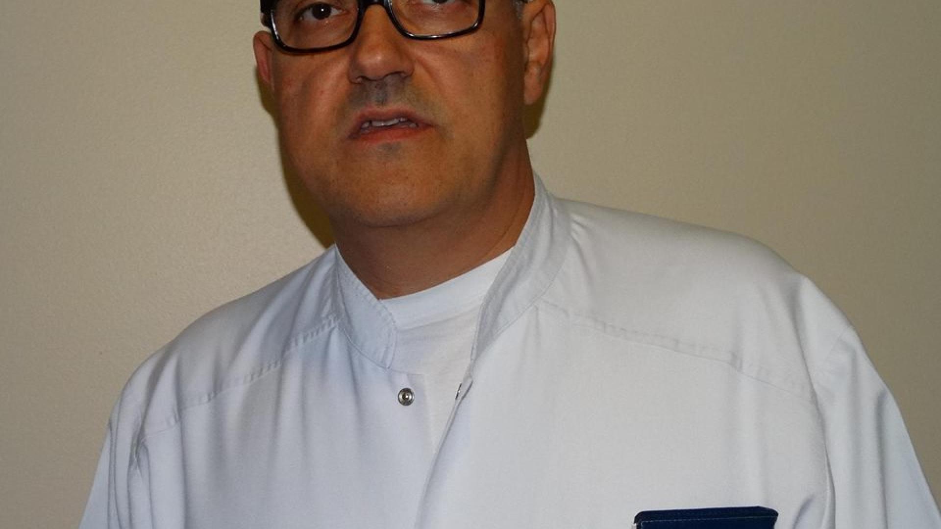 Внезапно на 58 години си отиде български професор, спасил десетки животи