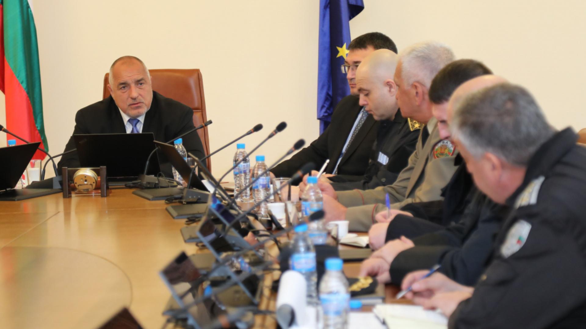 Станаха ясни мерките срещу бежанците след срещата при Борисов (СНИМКИ)