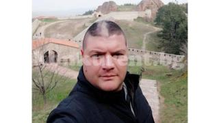 Огнен атентат срещу известен диджей в страната (СНИМКИ)